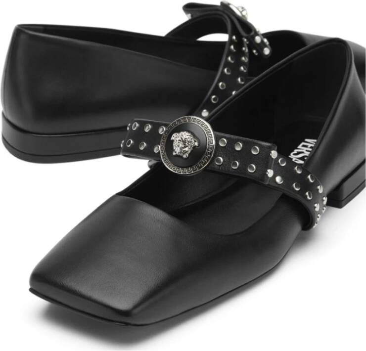 Versace Zwarte leren ballerina schoenen Black Dames