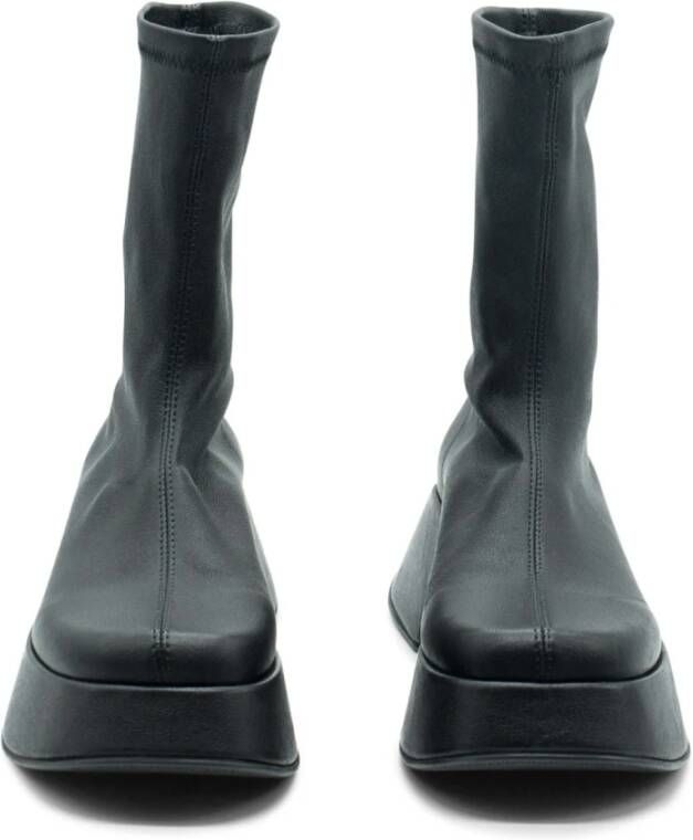 Vic Matié Stretch-Nappaleder Mini Boot in Zwart Black Dames