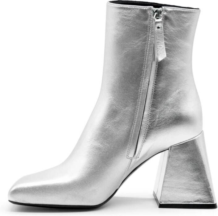 Vic Matié Zilveren Minimalistische Boot Ming Gray Dames