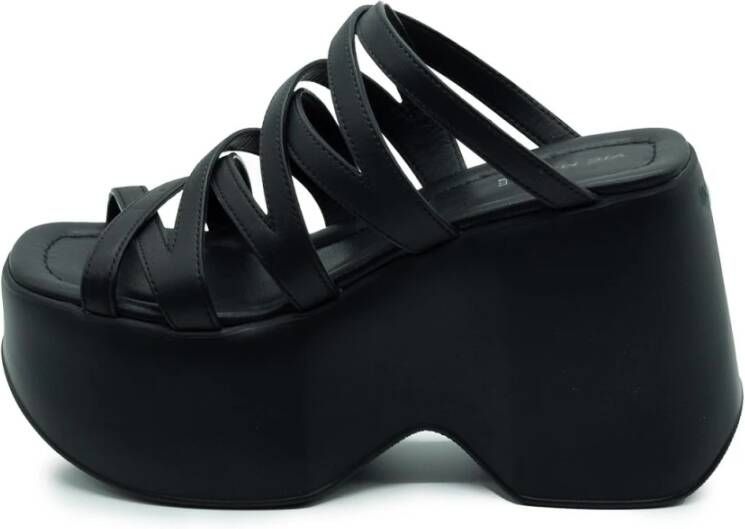 Vic Matié Zwarte leren Crossover Slipper Black Dames