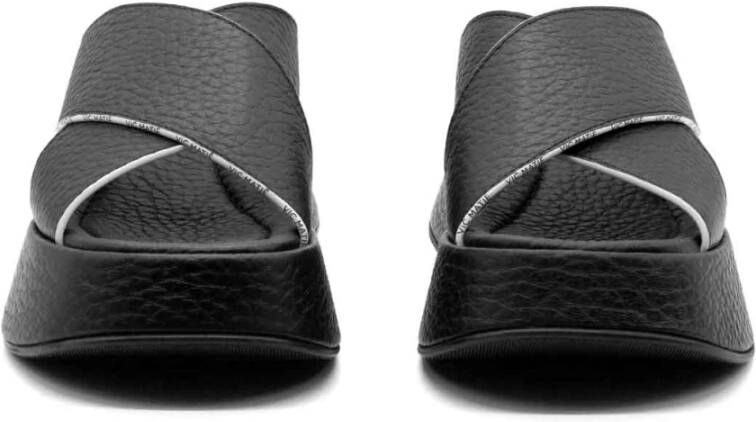 Vic Matié Zwarte Leren Crossover Slipper Black Dames