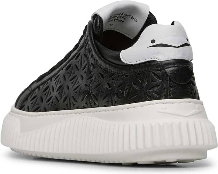 Voile blanche Leather sneakers Herika Perforated Black Dames