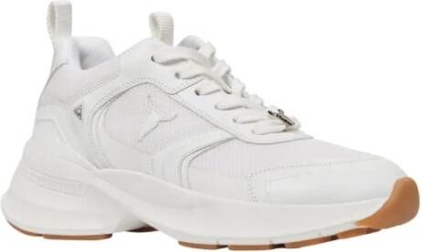 Windsor Smith Witte sportsneakers met mesh bovenwerk White Dames