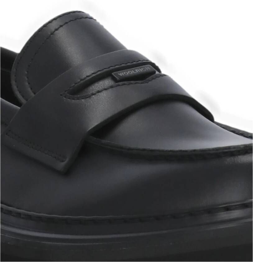 Woolrich Zwarte Leren Loafers Ronde Neus Hak Black Dames