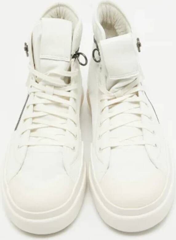 Yohji Yamamoto Pre-owned Coated canvas sneakers White Heren