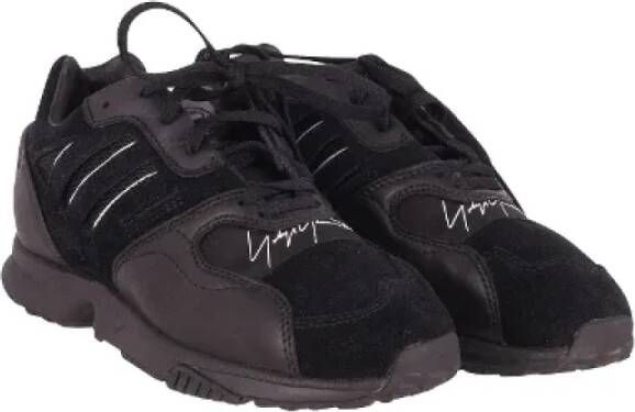 Yohji Yamamoto Pre-owned Leather sneakers Black Dames