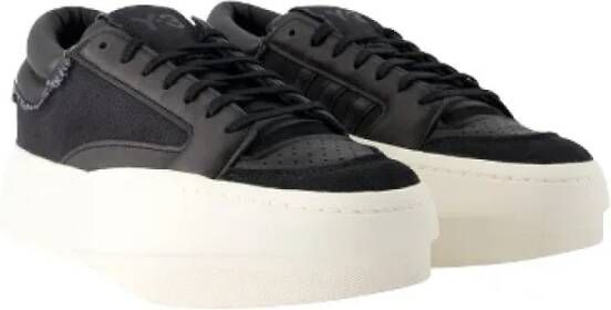 Yohji Yamamoto Pre-owned Leather sneakers Black Dames