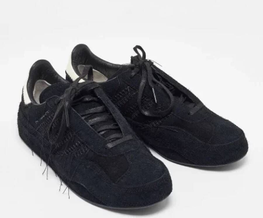 Yohji Yamamoto Pre-owned Leather sneakers Black Dames