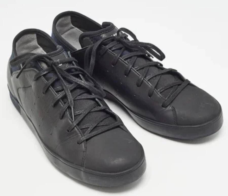 Yohji Yamamoto Pre-owned Leather sneakers Black Heren