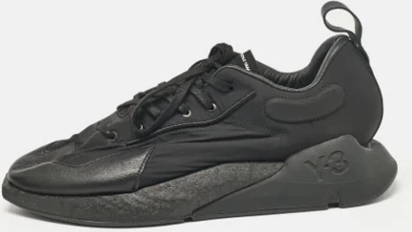 Yohji Yamamoto Pre-owned Leather sneakers Black Heren