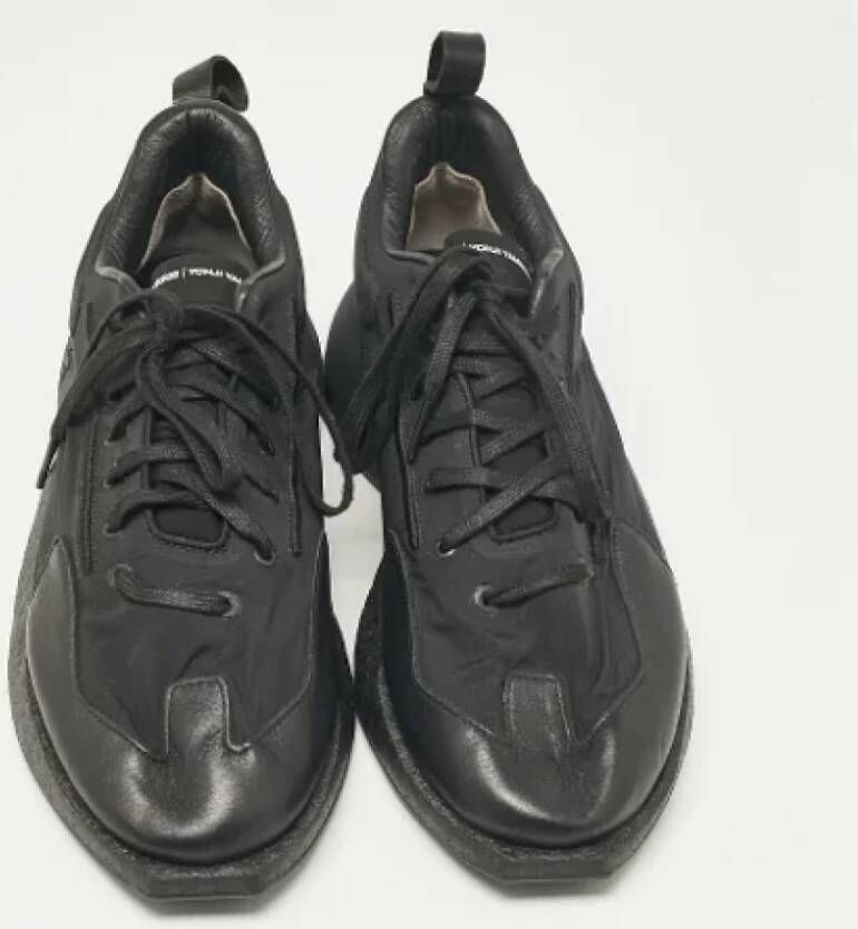 Yohji Yamamoto Pre-owned Leather sneakers Black Heren