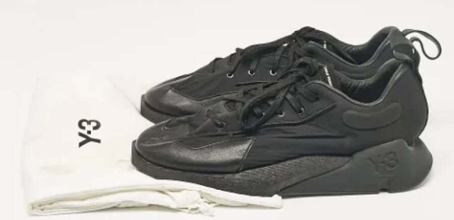 Yohji Yamamoto Pre-owned Leather sneakers Black Heren