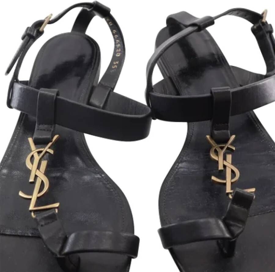 Yves Saint Laurent Vintage Pre-owned Leather flats Black Dames