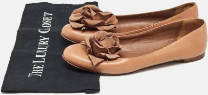 Yves Saint Laurent Vintage Pre-owned Leather flats Brown Dames