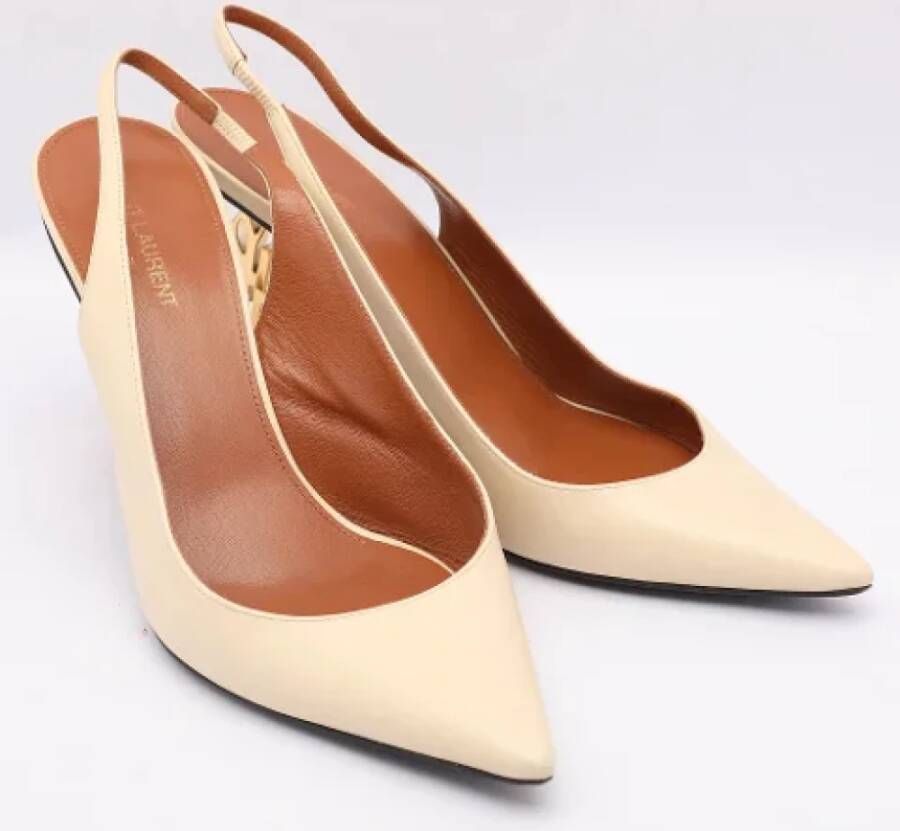 Yves Saint Laurent Vintage Pre-owned Leather heels Beige Dames