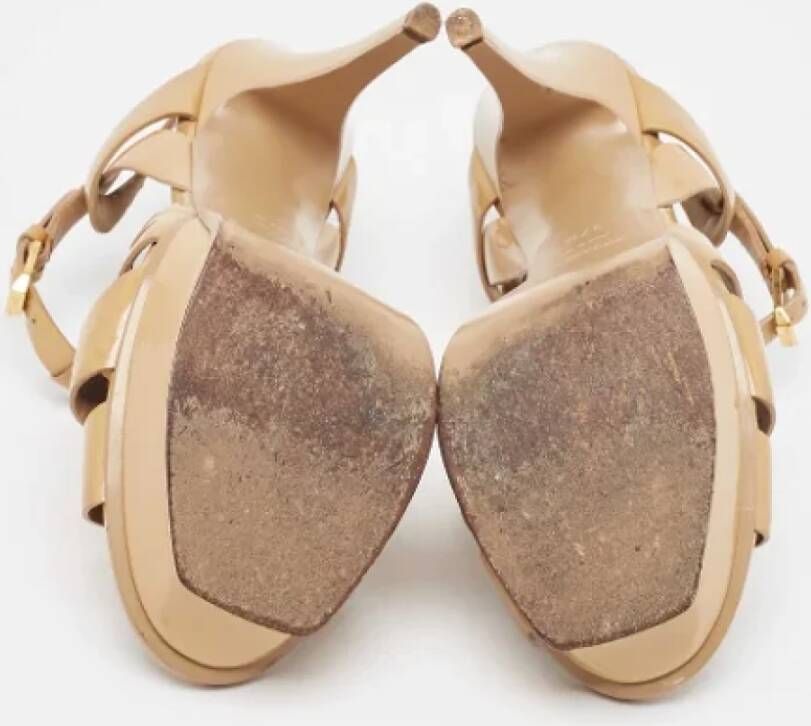 Yves Saint Laurent Vintage Pre-owned Leather sandals Beige Dames