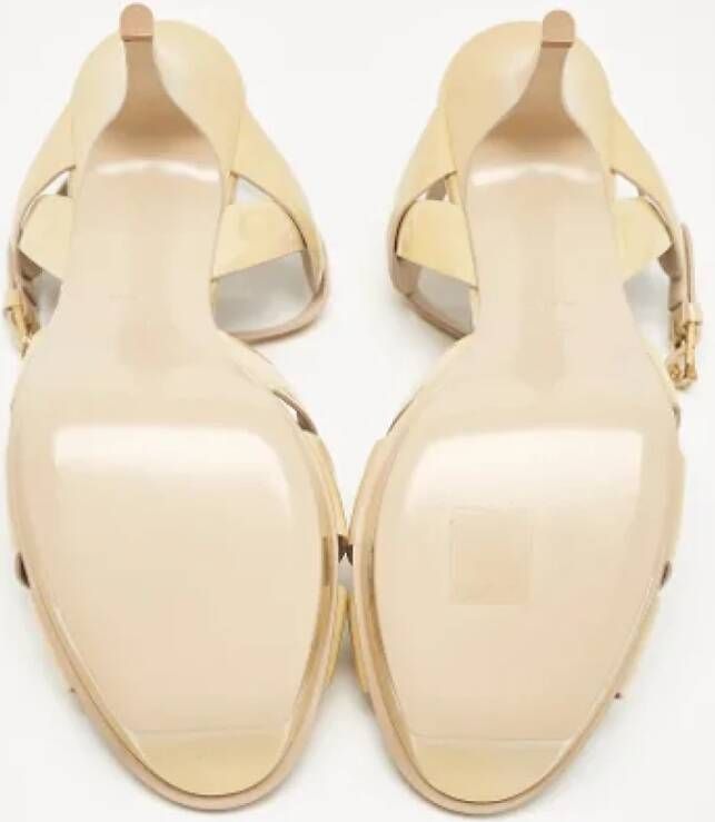 Yves Saint Laurent Vintage Pre-owned Leather sandals Beige Dames