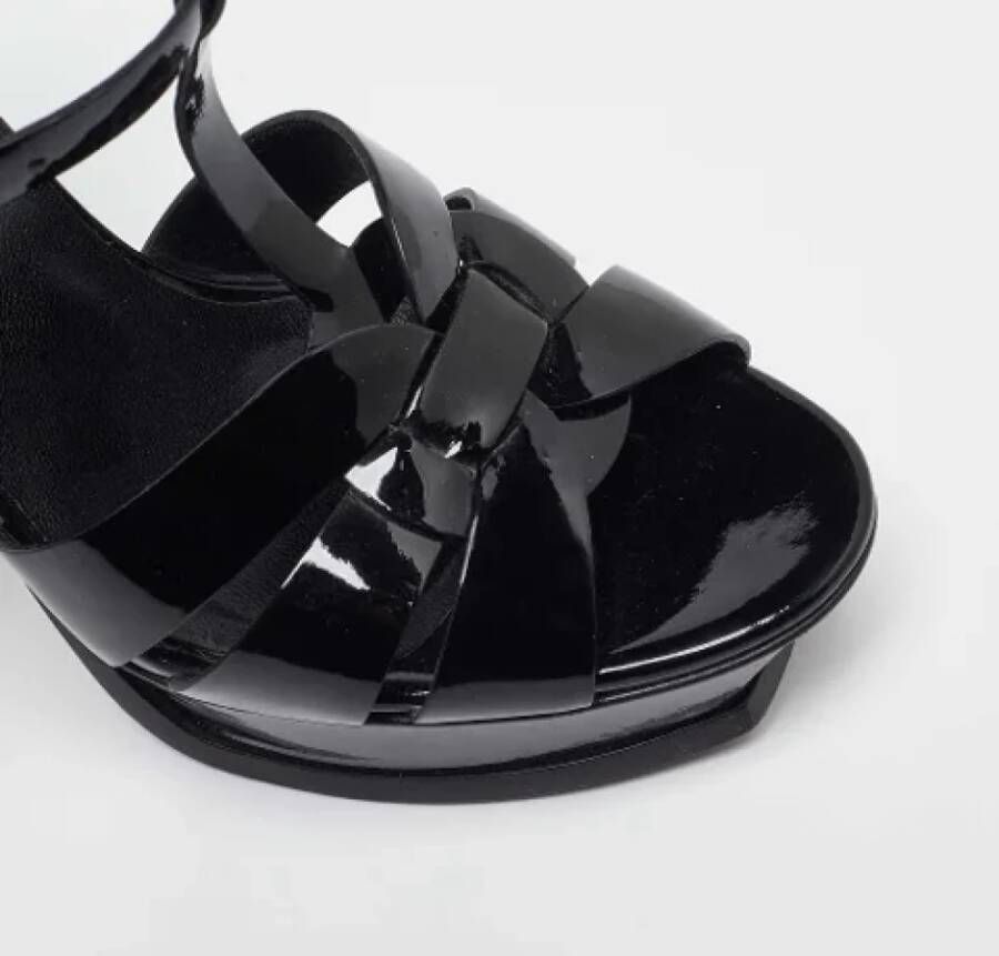 Yves Saint Laurent Vintage Pre-owned Leather sandals Black Dames