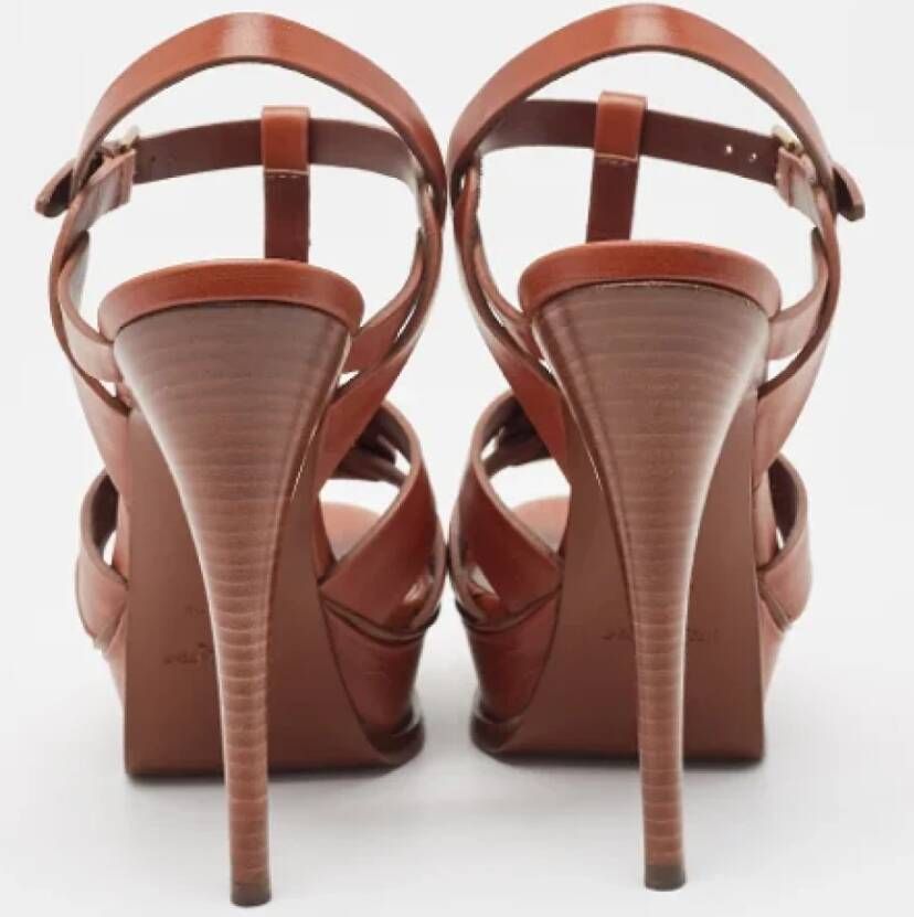 Yves Saint Laurent Vintage Pre-owned Leather sandals Brown Dames