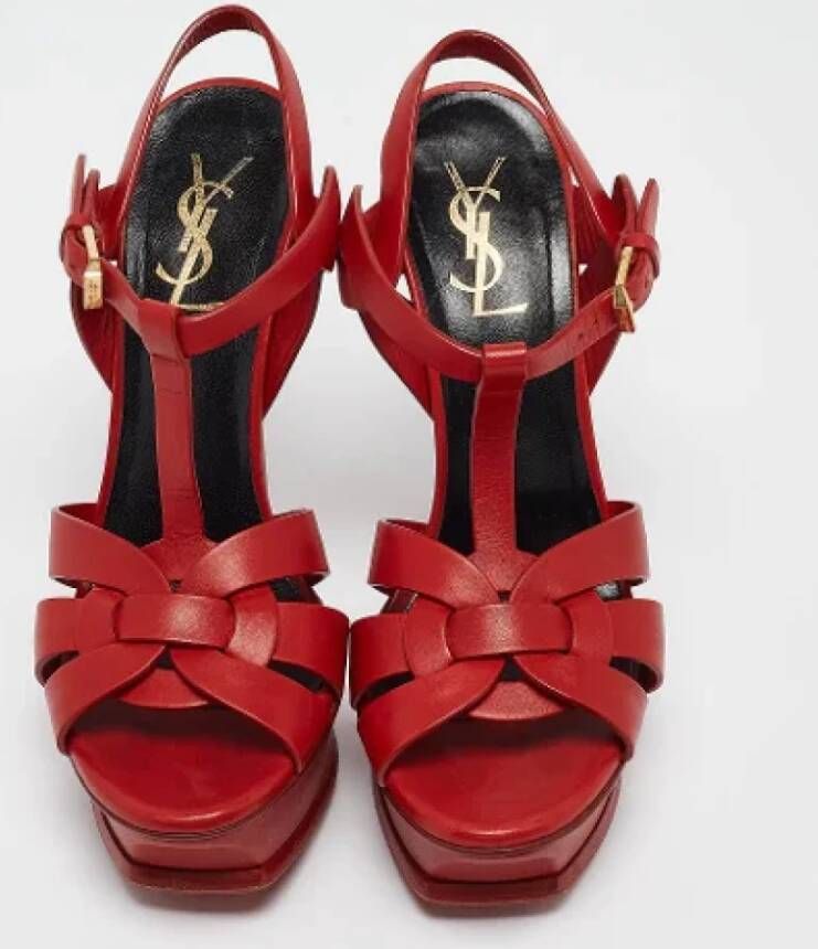 Yves Saint Laurent Vintage Pre-owned Leather sandals Red Dames