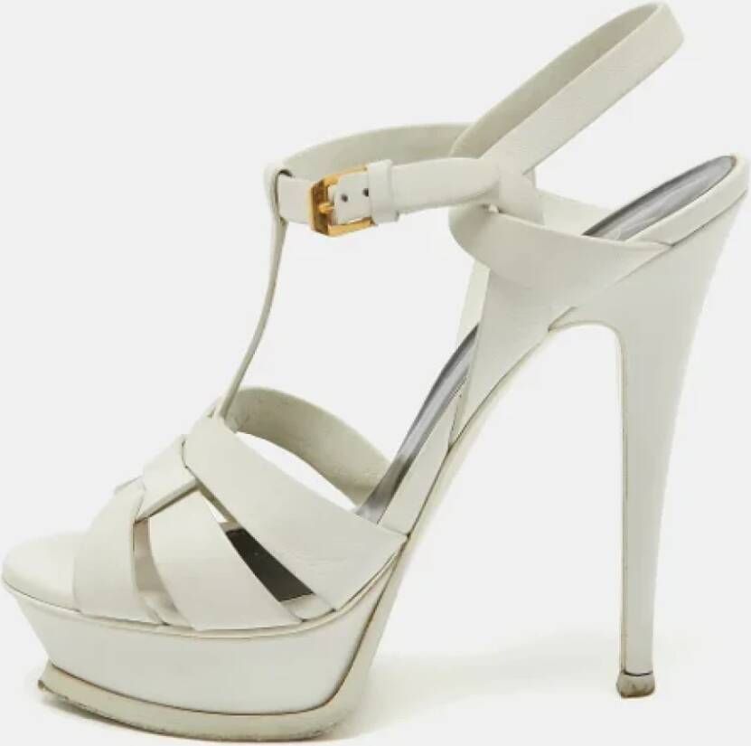 Yves Saint Laurent Vintage Pre-owned Leather sandals White Dames