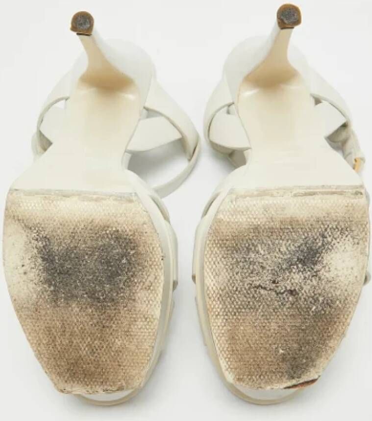 Yves Saint Laurent Vintage Pre-owned Leather sandals White Dames