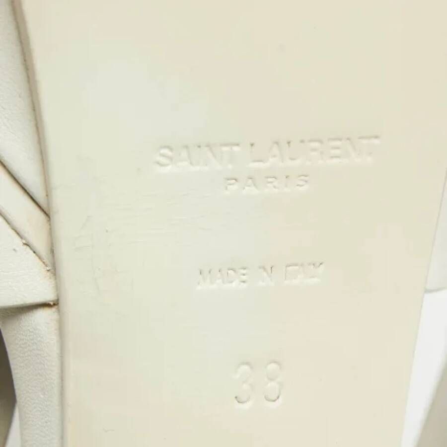 Yves Saint Laurent Vintage Pre-owned Leather sandals White Dames