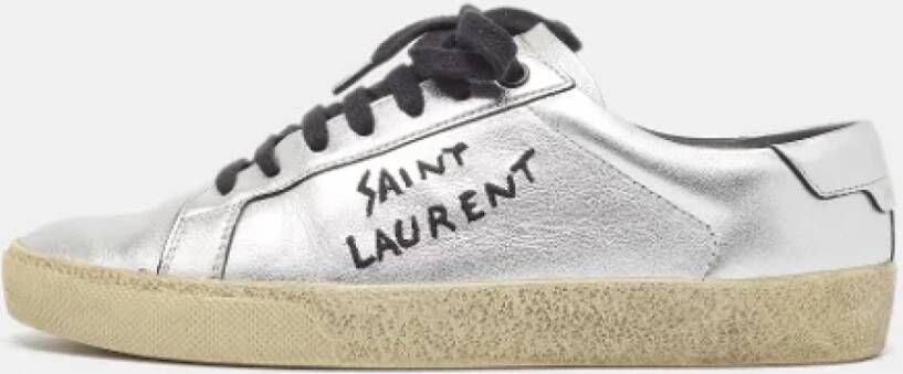 Yves Saint Laurent Vintage Pre-owned Leather sneakers Gray Dames