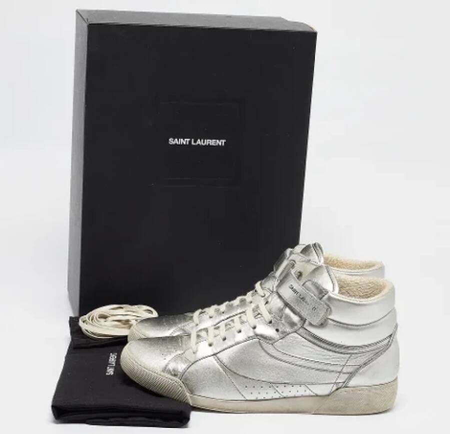 Yves Saint Laurent Vintage Pre-owned Leather sneakers Gray Heren