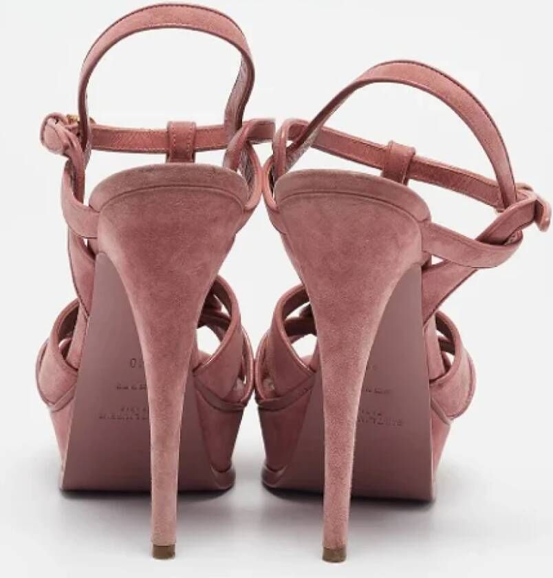 Yves Saint Laurent Vintage Pre-owned Suede heels Pink Dames