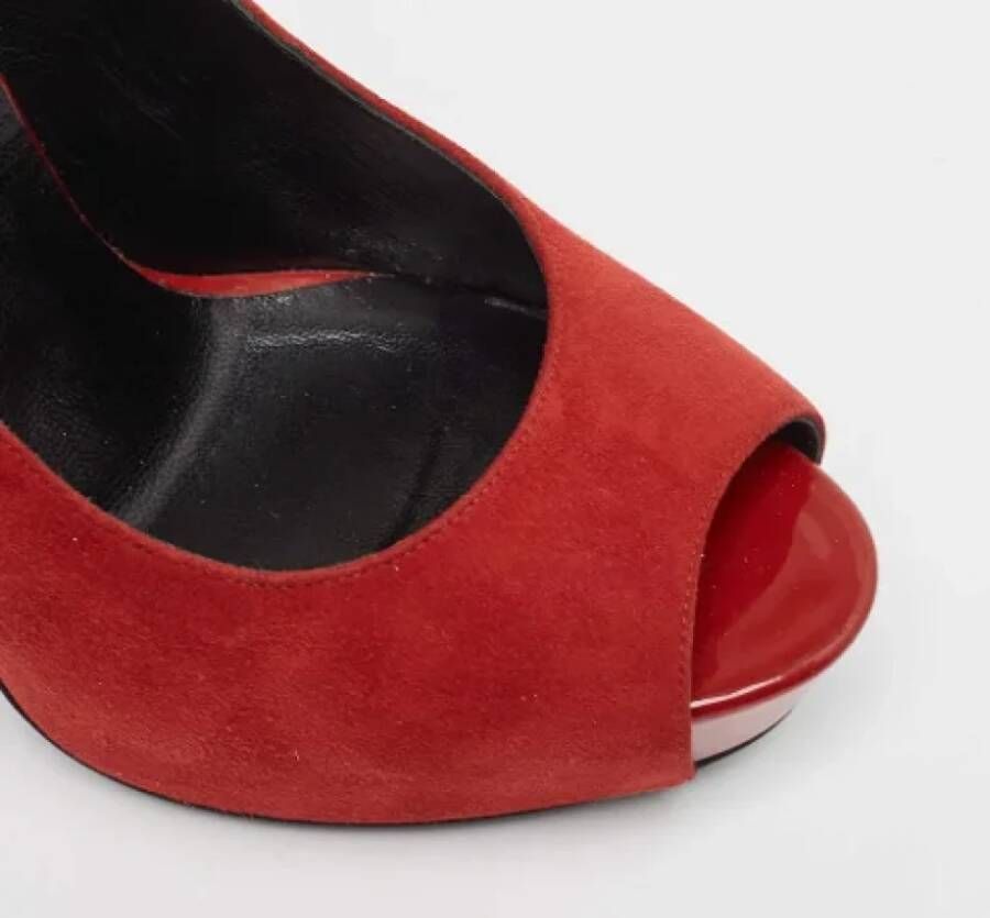 Yves Saint Laurent Vintage Pre-owned Suede heels Red Dames