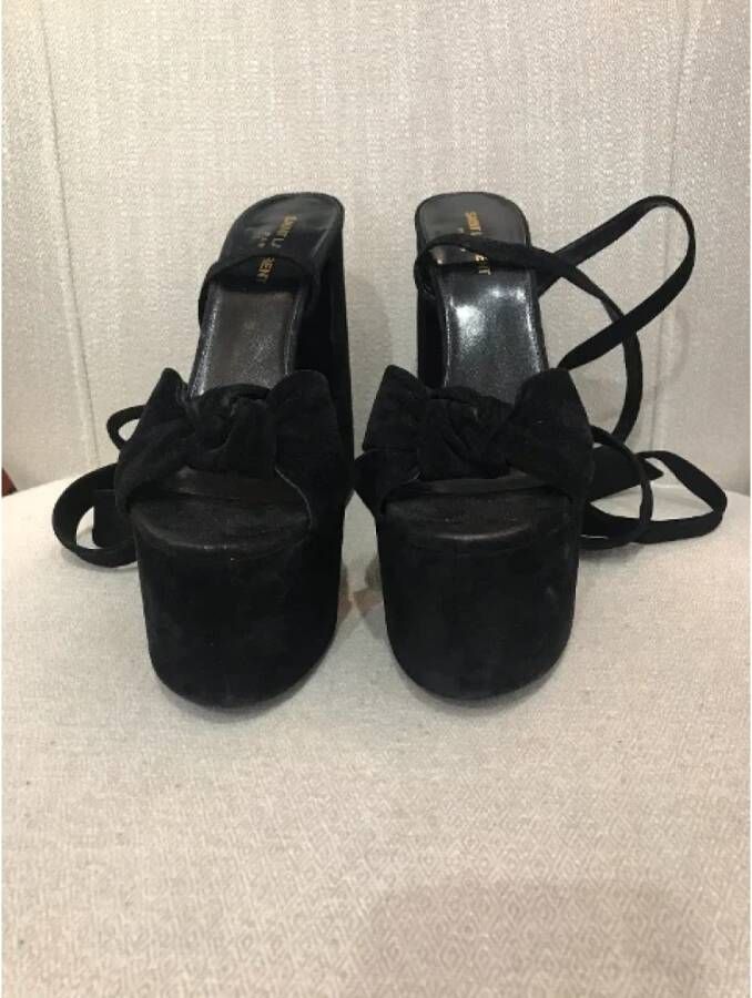 Yves Saint Laurent Vintage Pre-owned Suede sandals Black Dames