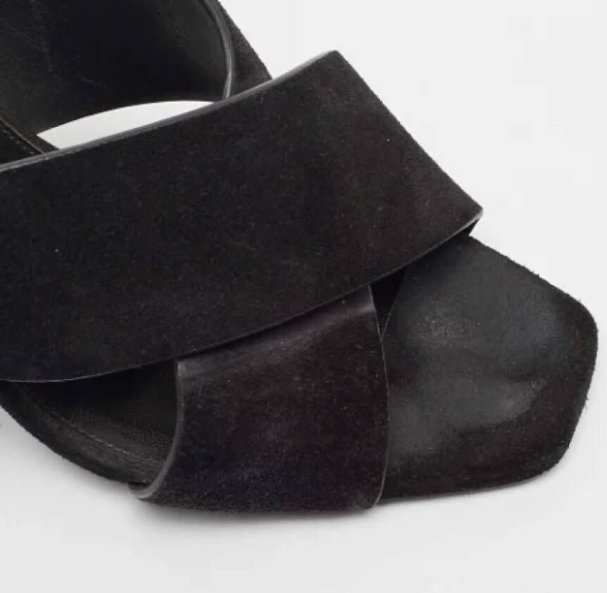 Yves Saint Laurent Vintage Pre-owned Suede sandals Black Dames