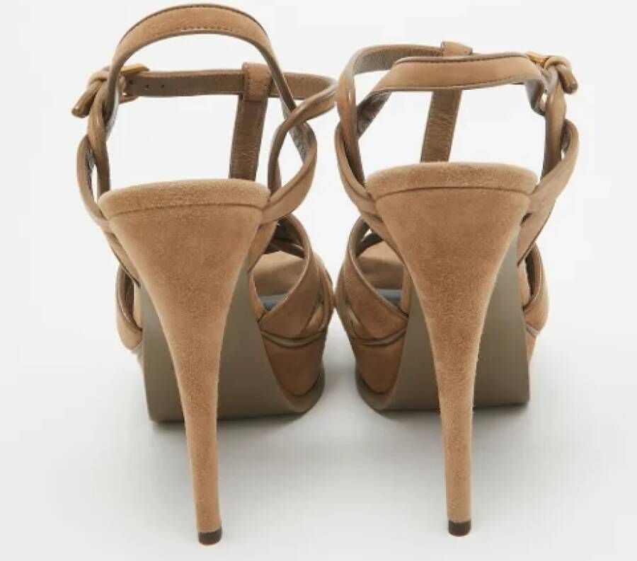 Yves Saint Laurent Vintage Pre-owned Suede sandals Brown Dames