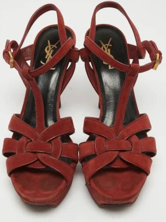 Yves Saint Laurent Vintage Pre-owned Suede sandals Red Dames