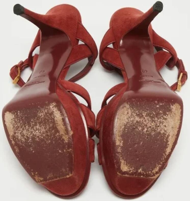 Yves Saint Laurent Vintage Pre-owned Suede sandals Red Dames