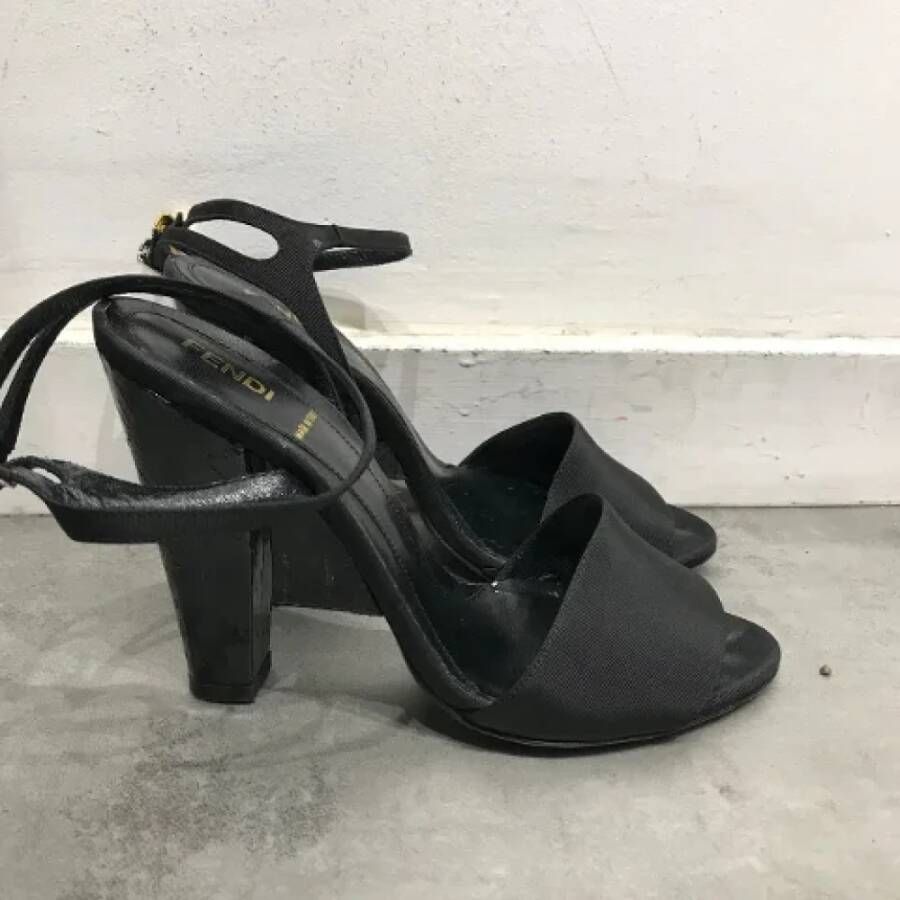 Fendi Vintage Pre-owned Canvas sandals Black Dames