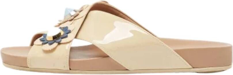 Fendi Vintage Pre-owned Leather flats Beige Dames