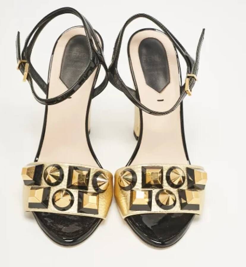 Fendi Vintage Pre-owned Leather sandals Yellow Dames