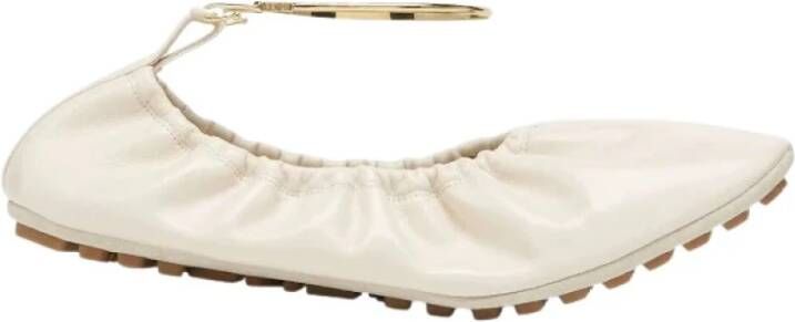 Fendi Witte leren ballerina flats met enkelband Beige Dames