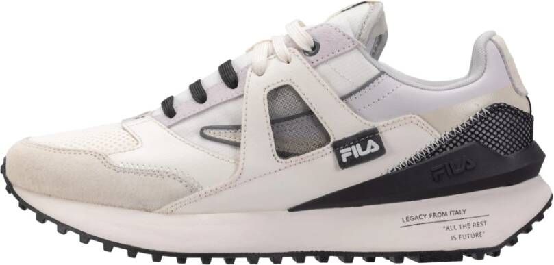 White deals fila trainers