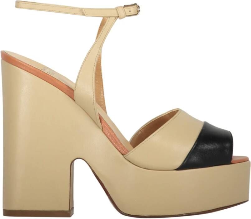 Francesco Russo Almond Toe Leren Sandalen Beige Dames