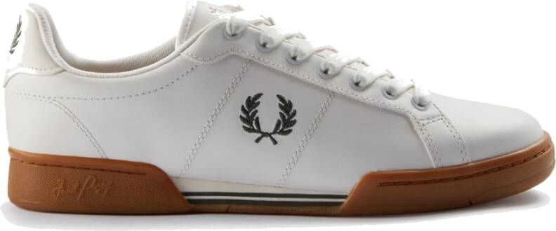 Fred Perry Leren Tennissneaker met Contrasterende Hiel en Rand White Heren