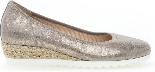 Gabor Beige-gouden metallic leren ballerina flats Yellow Dames