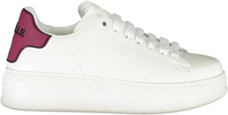 Gaëlle Paris Witte Sneaker met Bordeaux Rubberen Achterkant White Dames