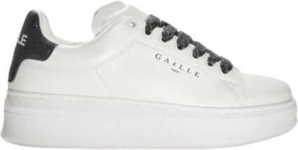 Gaëlle Paris Stijlvolle Sneakers voor Dagelijks Gebruik White Dames