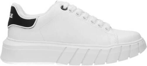 Gaëlle Paris Witte en zwarte mesh sneakers White Dames