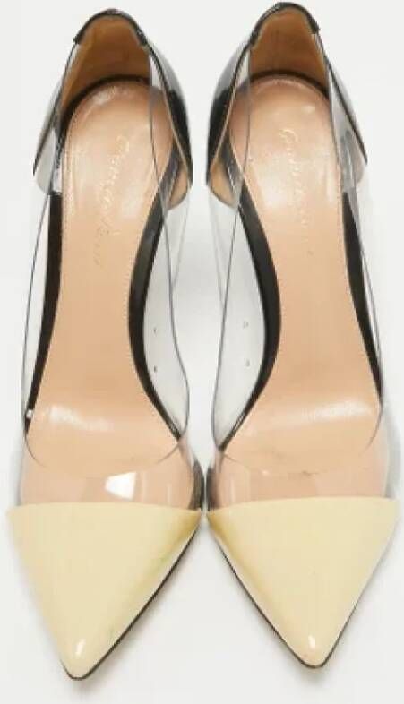 Gianvito Rossi Pre-owned Fabric heels Beige Dames