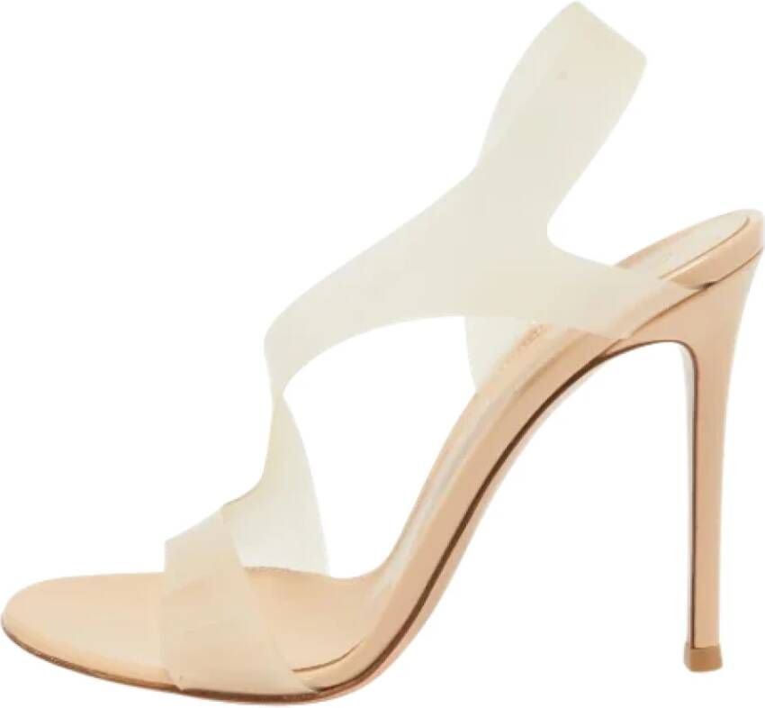 Gianvito Rossi Pre-owned Fabric sandals Beige Dames