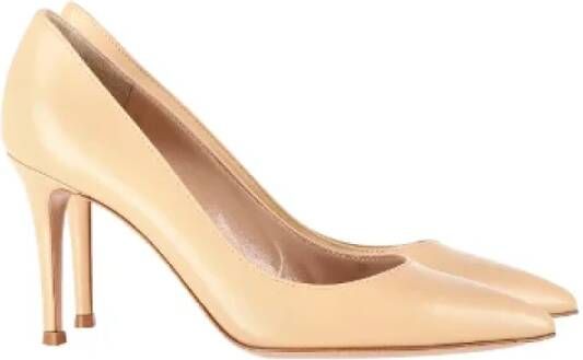 Gianvito Rossi Pre-owned Leather heels Beige Dames